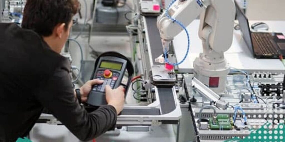 دراسة هندسة الميكانيك